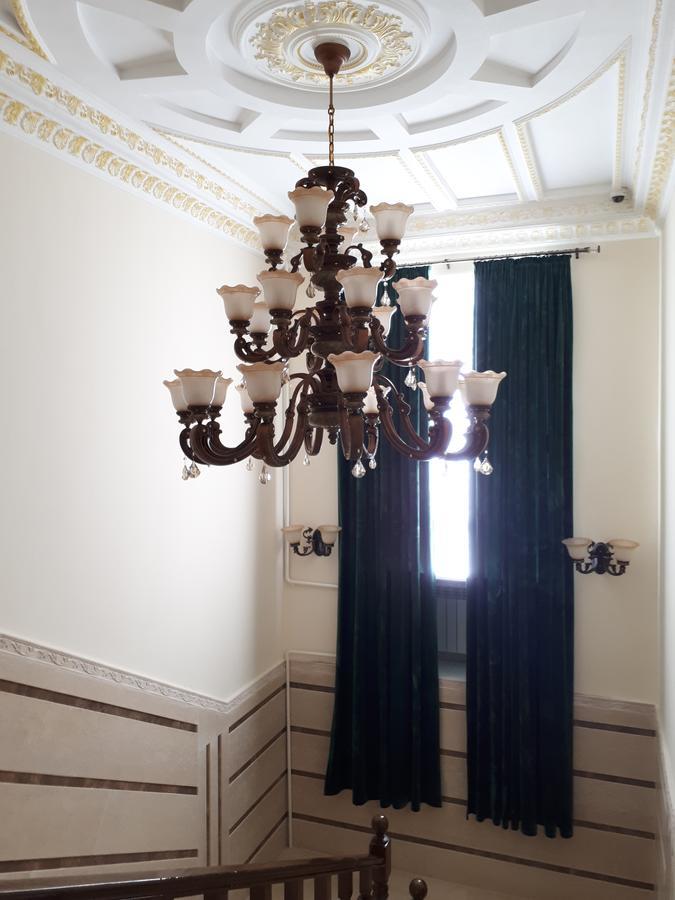 Kok-Art Hotel Jalal-Abad Esterno foto