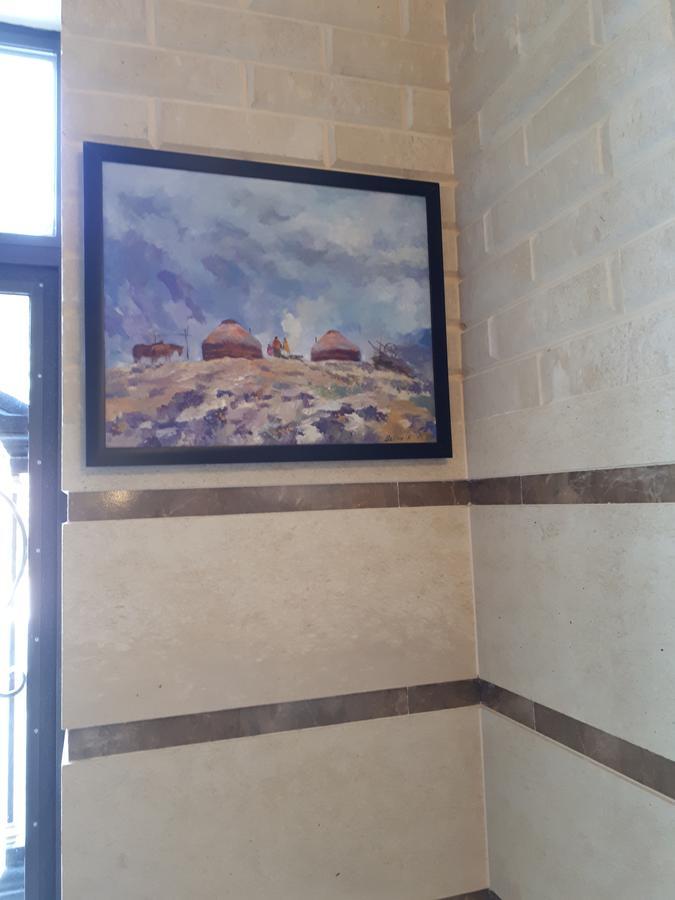 Kok-Art Hotel Jalal-Abad Esterno foto