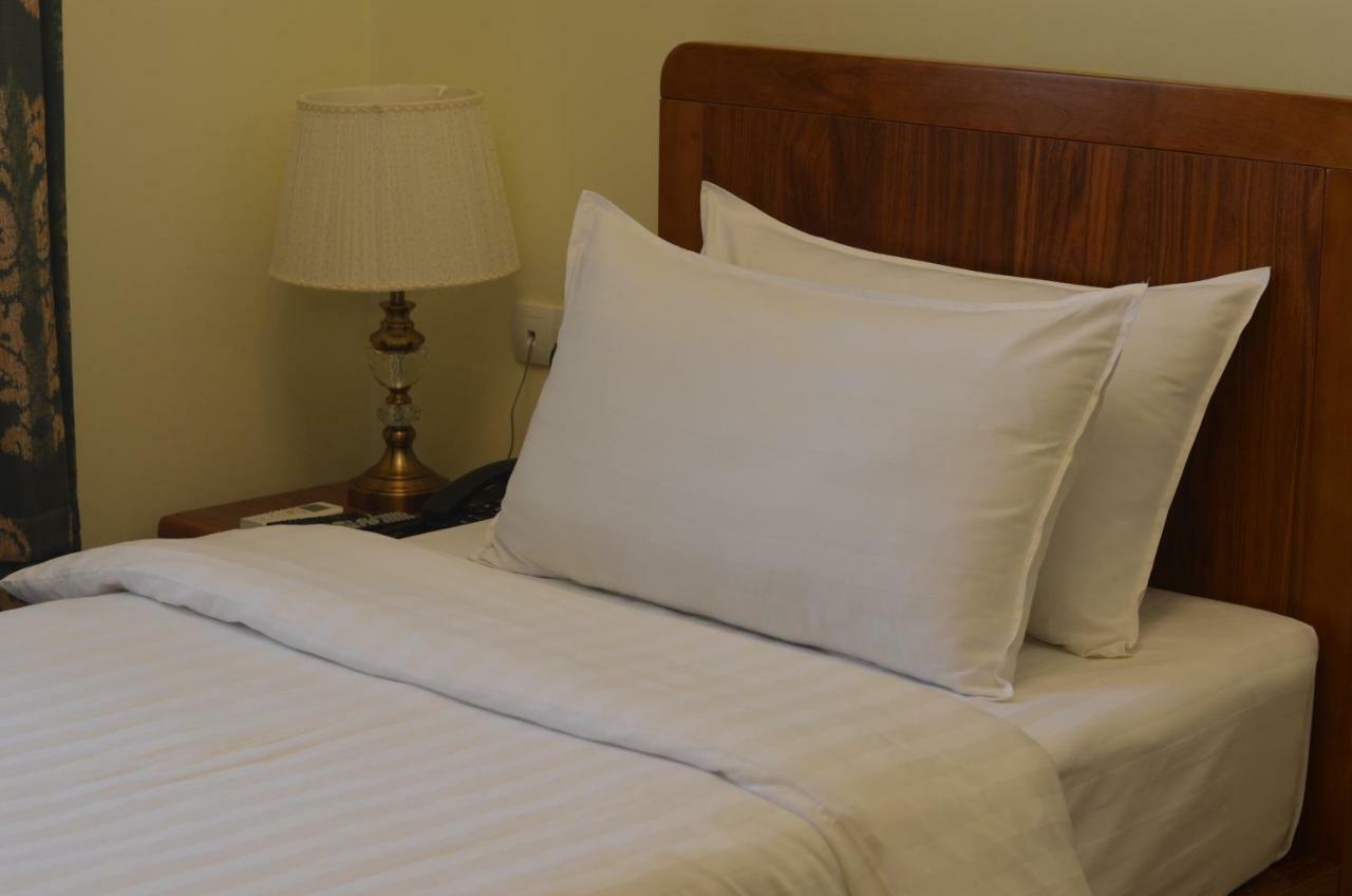 Kok-Art Hotel Jalal-Abad Esterno foto